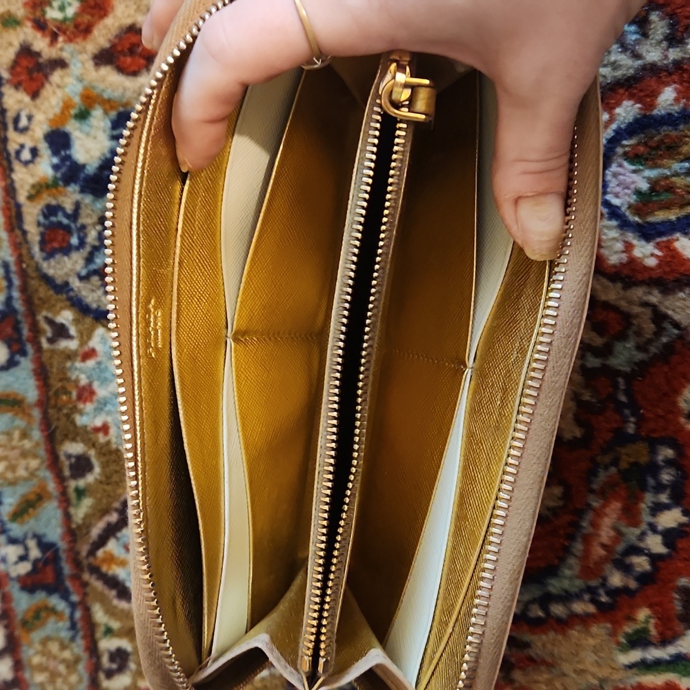 Prada Saffiano Lux Leather Continental Wallet - Picture 5 of 10